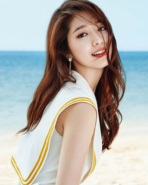 6 kiểu rẽ ngôi tóc giúp bạn nâng cấp hình ảnh không tốn nhiều công sức